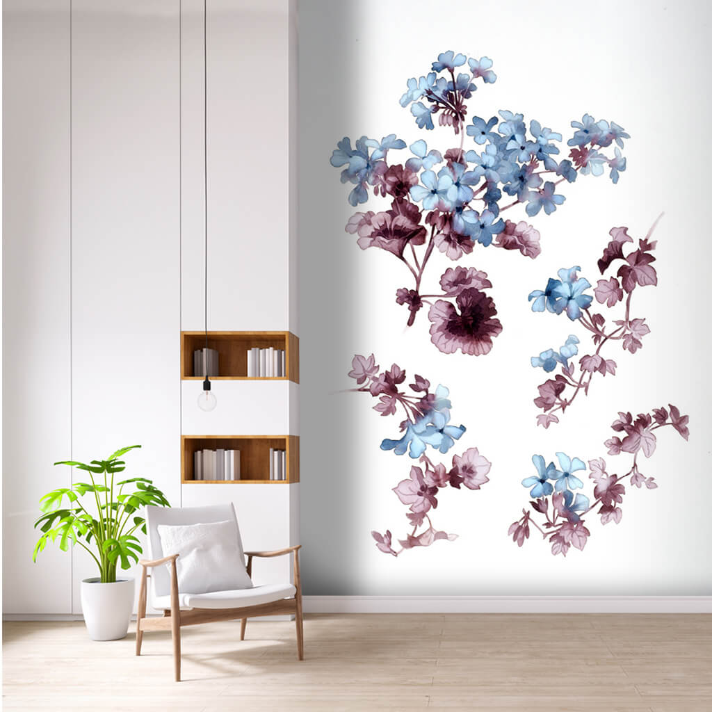 Mavi mor menekşe çiçekli dekoratif duvar kağıdı