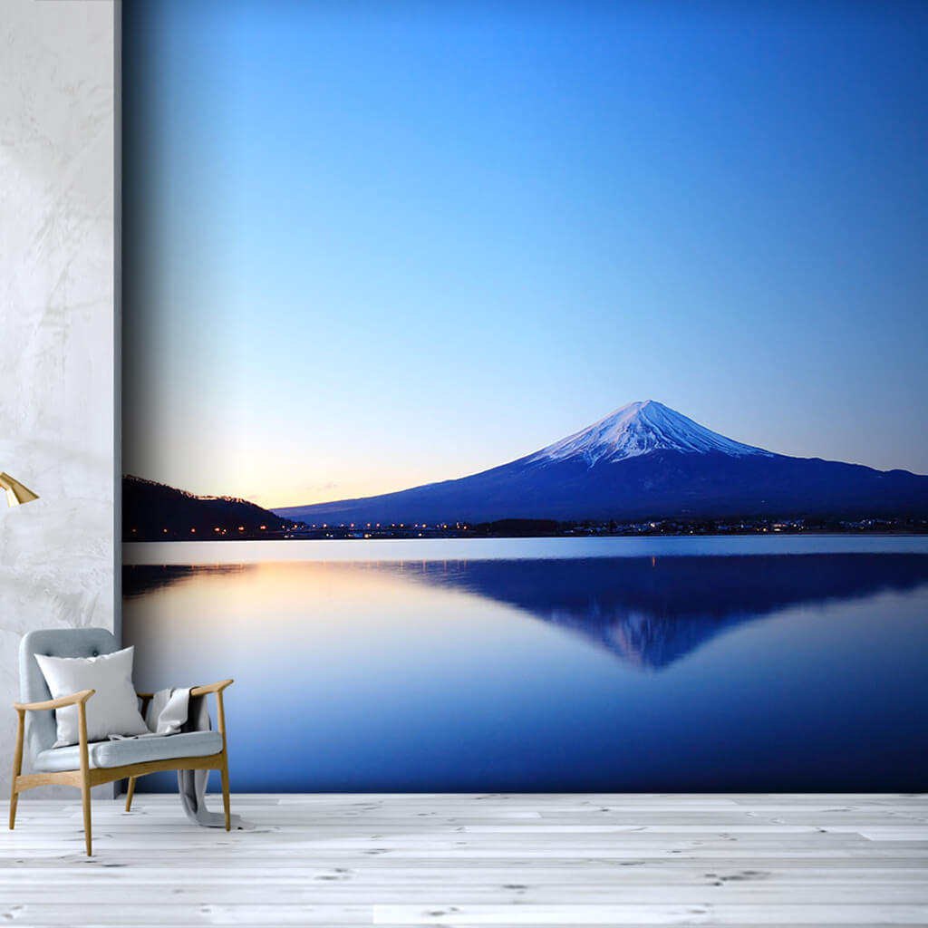 Göl üzerinde Fuji Dağı yansıması Japonya duvar kağıdı