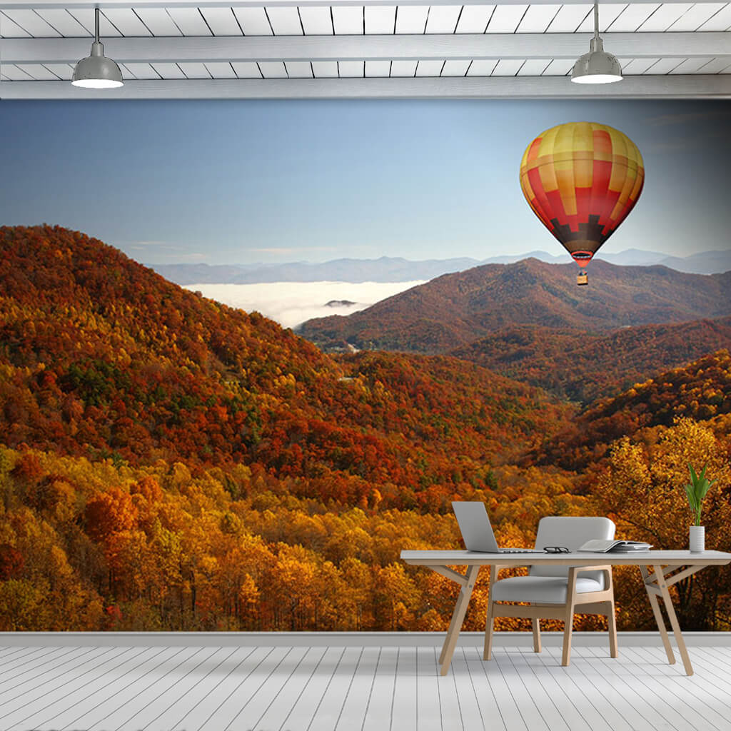 Sonbaharda sıcak hava balonu Smoky Dağları ABD duvar kağıdı